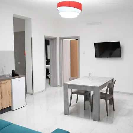 Bed & Breakfast L'officina - San Cataldo