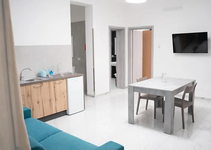 Bed & Breakfast L'officina - San Cataldo 4*